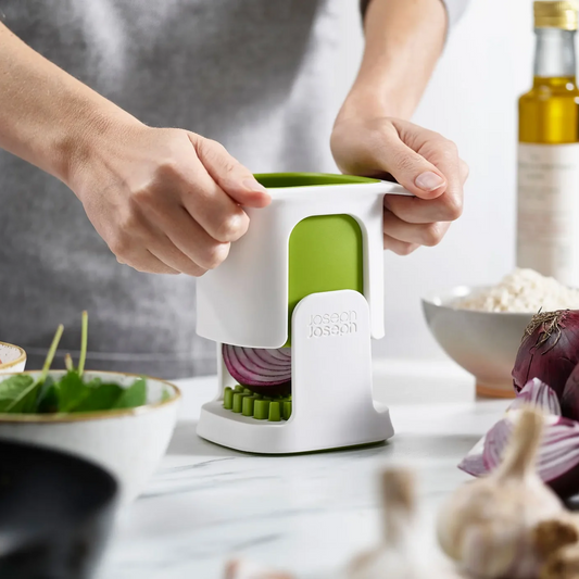 JOSEPH JOSEPH ChopCup Vegetable Dicer - White