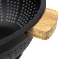 BIALETTI ACACIA HANDLE WITH BLACK STAINLESS STEEL BODY - 24CM COLANDER
