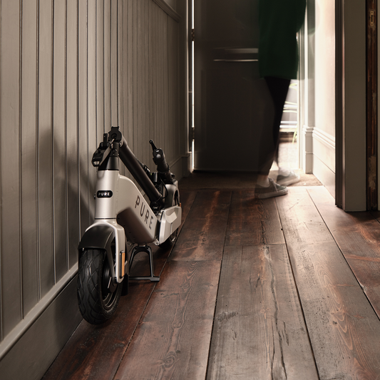 PURE ADVANCE+ MERCURY GREY 900W MAX POWER 50KM RANGE